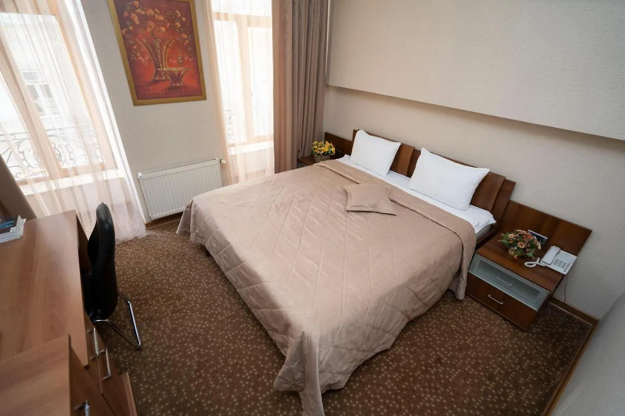 Austin Hotel Baku 3*,