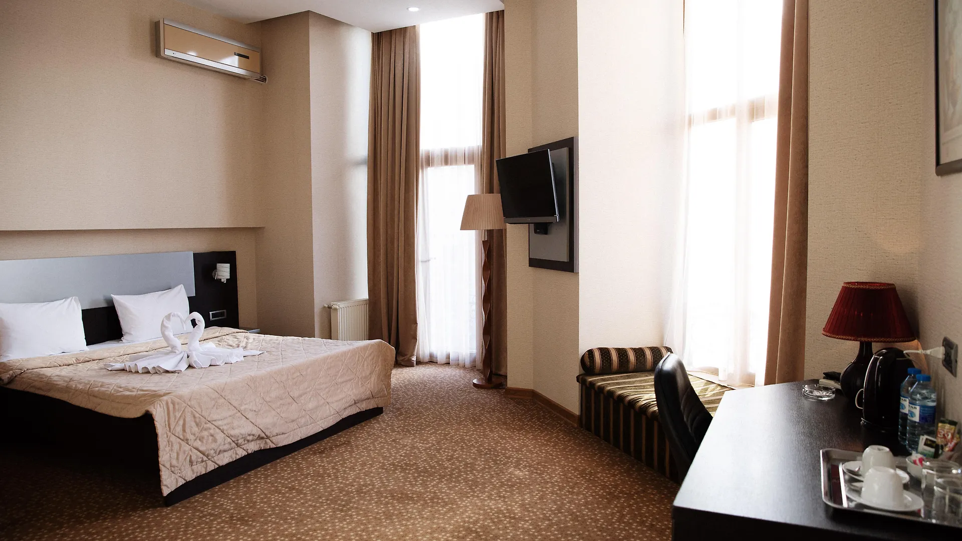 Austin Hotel Baku 3*,