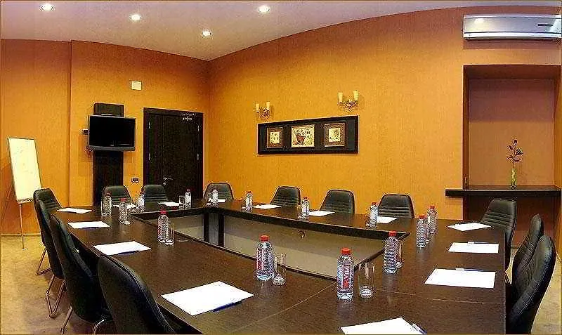 Austin Hotel Baku 3*,