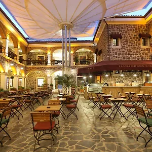 احجز هنا