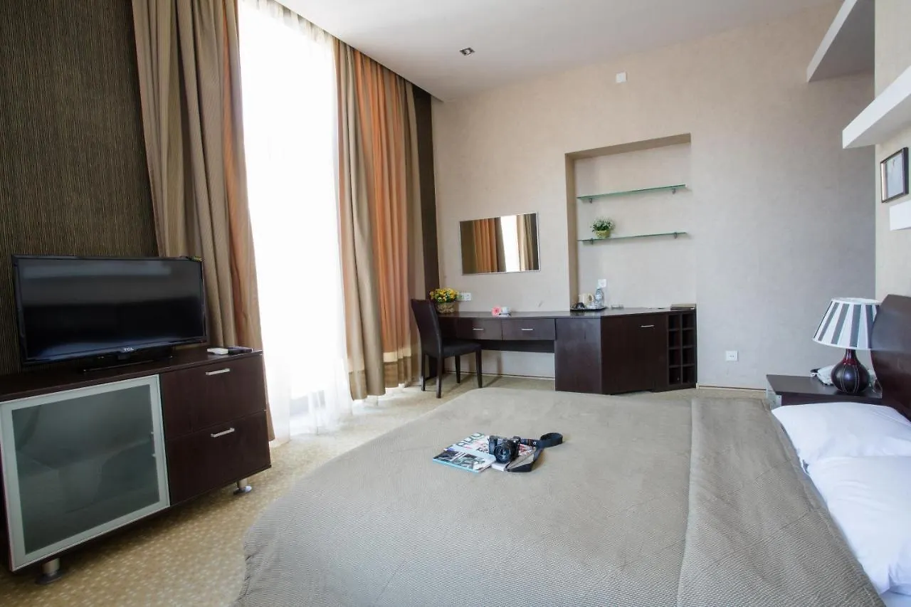 Austin Hotel Baku 3*,